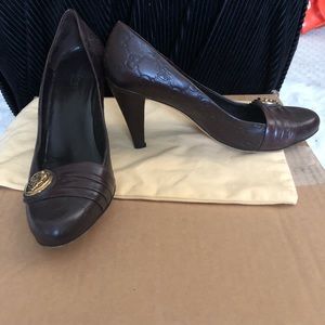 Auth..Gucci heels